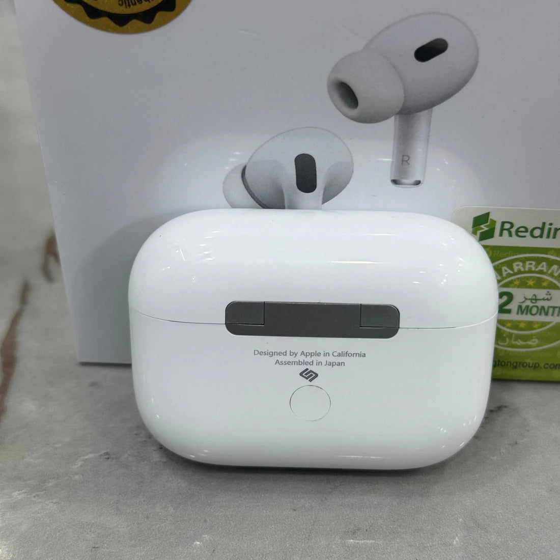 Made in Japan Airpods Pro⚡(2nd generation) with MagSafe Charging Case (USB‑C) With Active ANC and Free Silicon Case